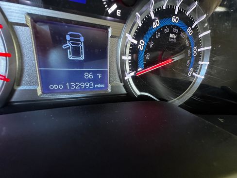 Used 2014 Toyota 4Runner SR5 image 2