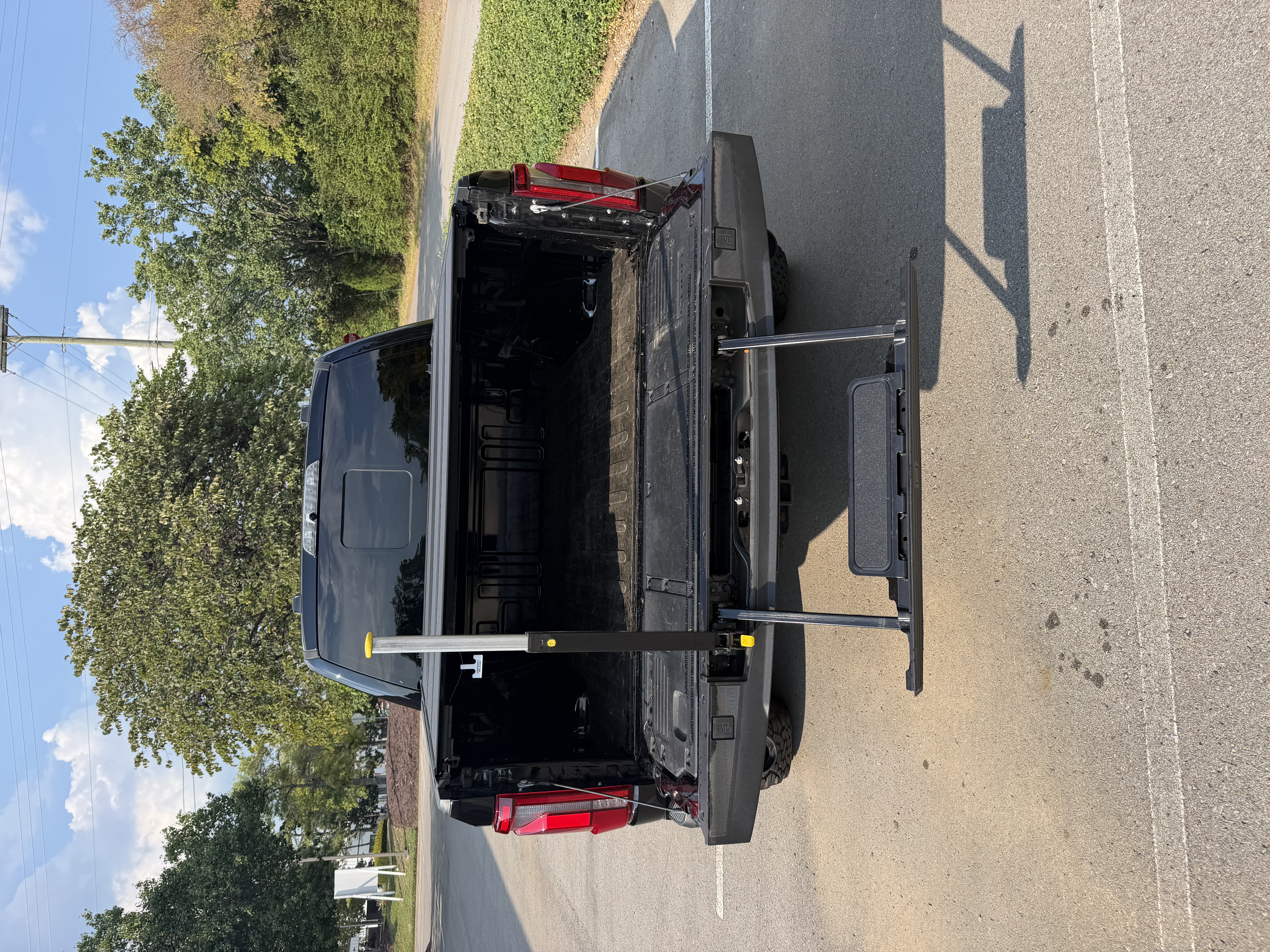 Used 2025 Ford F150 Raptor w/ Equipment Group 803A Raptor R AWD/4WD image 11