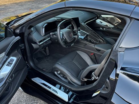 Used 2024 Chevrolet Corvette Z06 image 6