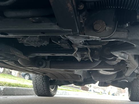 Used 2011 Land Rover LR4 HSE LUX image 18