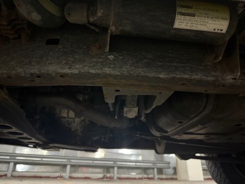 Used 2005 Lexus LX 470 4WD image 25