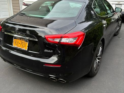 Used 2019 Maserati Ghibli S Q4 AWD/4WD image 6