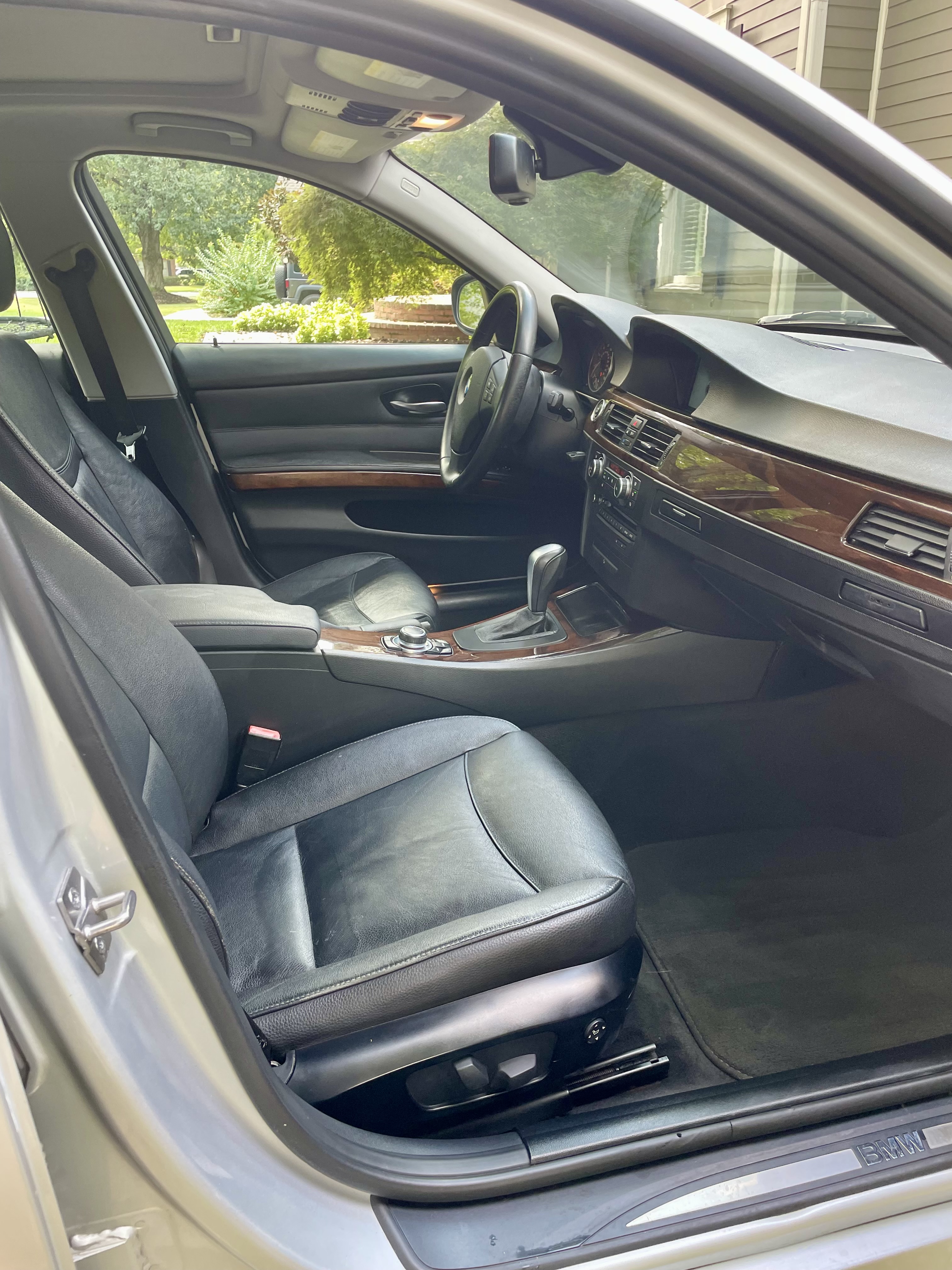 Used 2011 BMW 328i xDrive Sedan AWD/4WD image 18