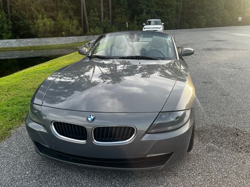Used 2007 BMW Z4 3.0i RWD image 4