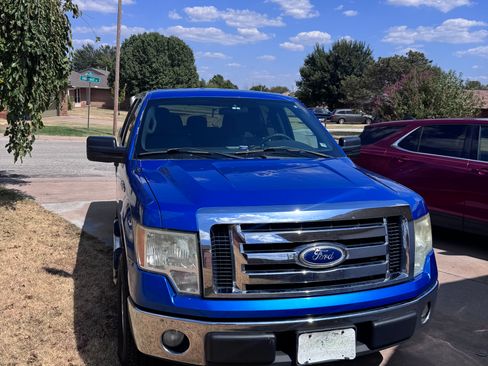 Used 2011 Ford F150 XLT RWD image 2