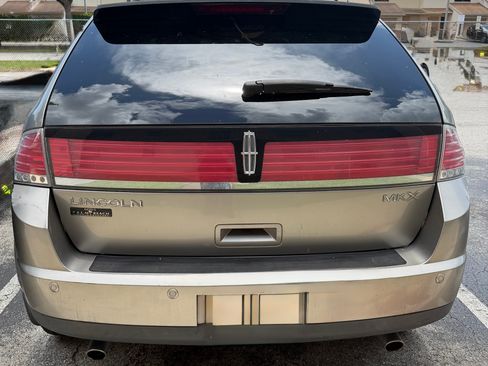 Used 2008 Lincoln MKX 2WD image 2