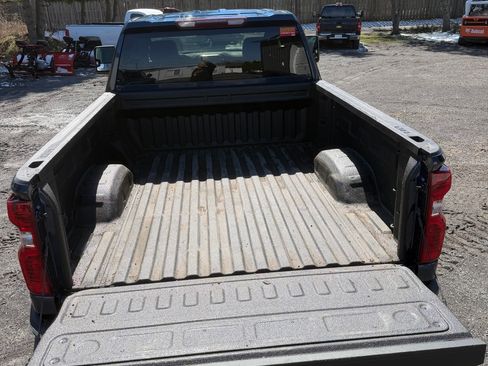 Used 2021 Chevrolet Silverado 2500 LT w/ Convenience Package AWD/4WD image 11