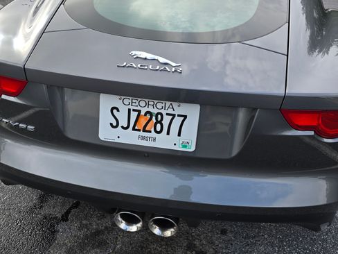 Used 2017 Jaguar F-TYPE Coupe image 6