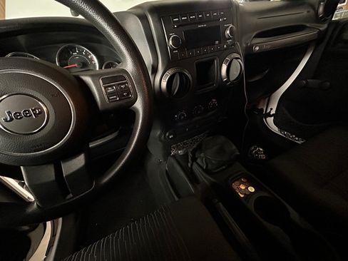 Used 2011 Jeep Wrangler Sport image 9