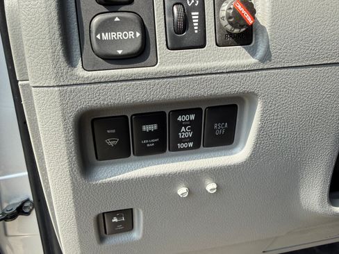 Used 2010 Toyota 4Runner Trail AWD/4WD image 10