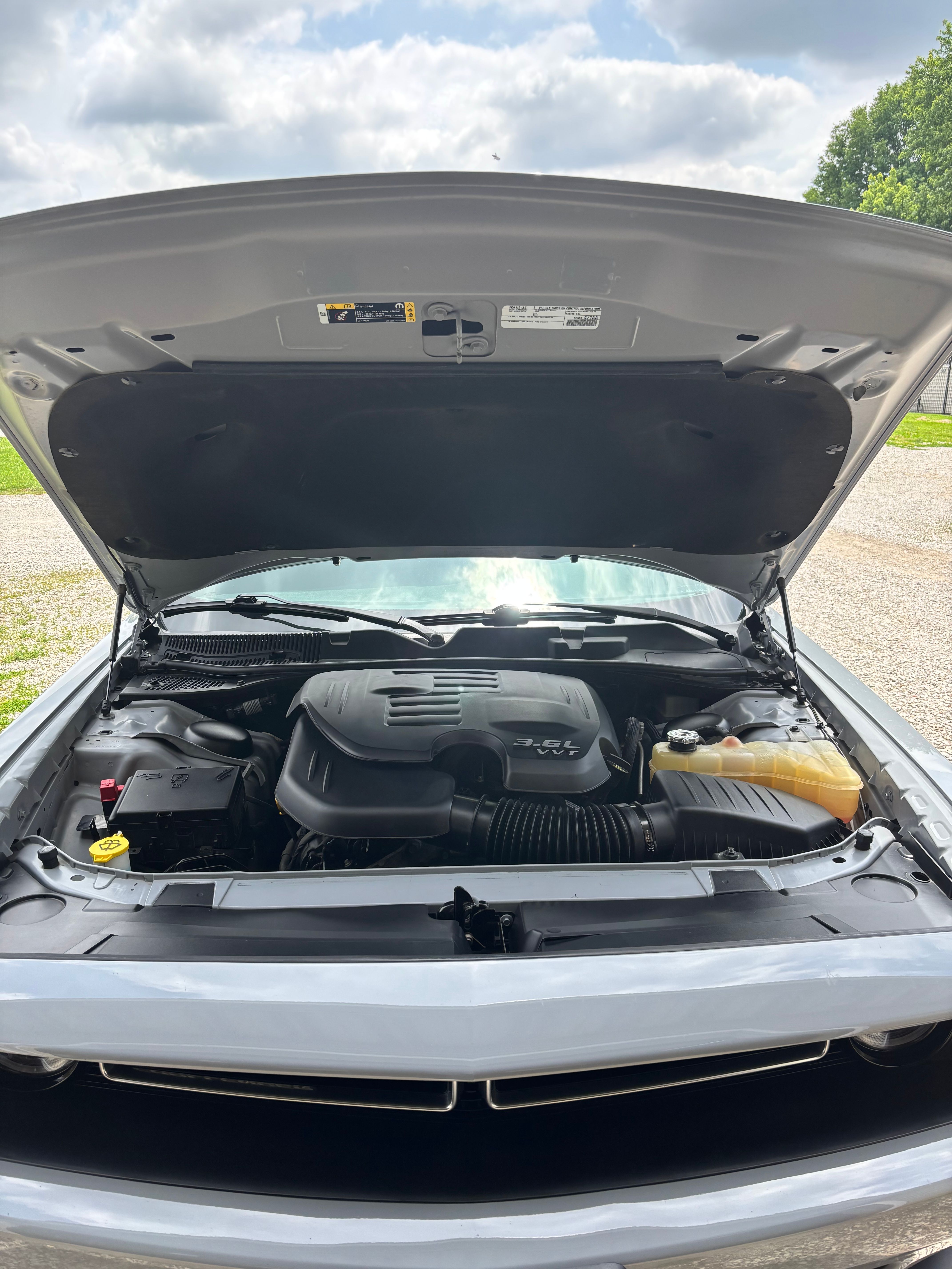 Used 2022 Dodge Challenger SXT w/ Cold Weather Group AWD/4WD image 6
