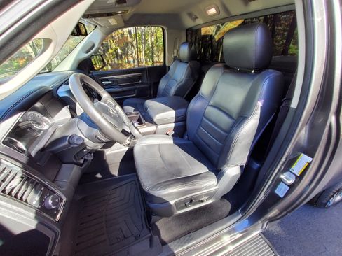 Used 2015 RAM 1500 Sport w/ Convenience Group image 22