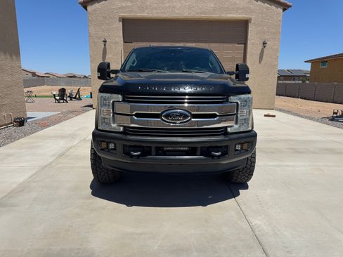 Used 2017 Ford F350 Lariat w/ Lariat Ultimate Package AWD/4WD image 5