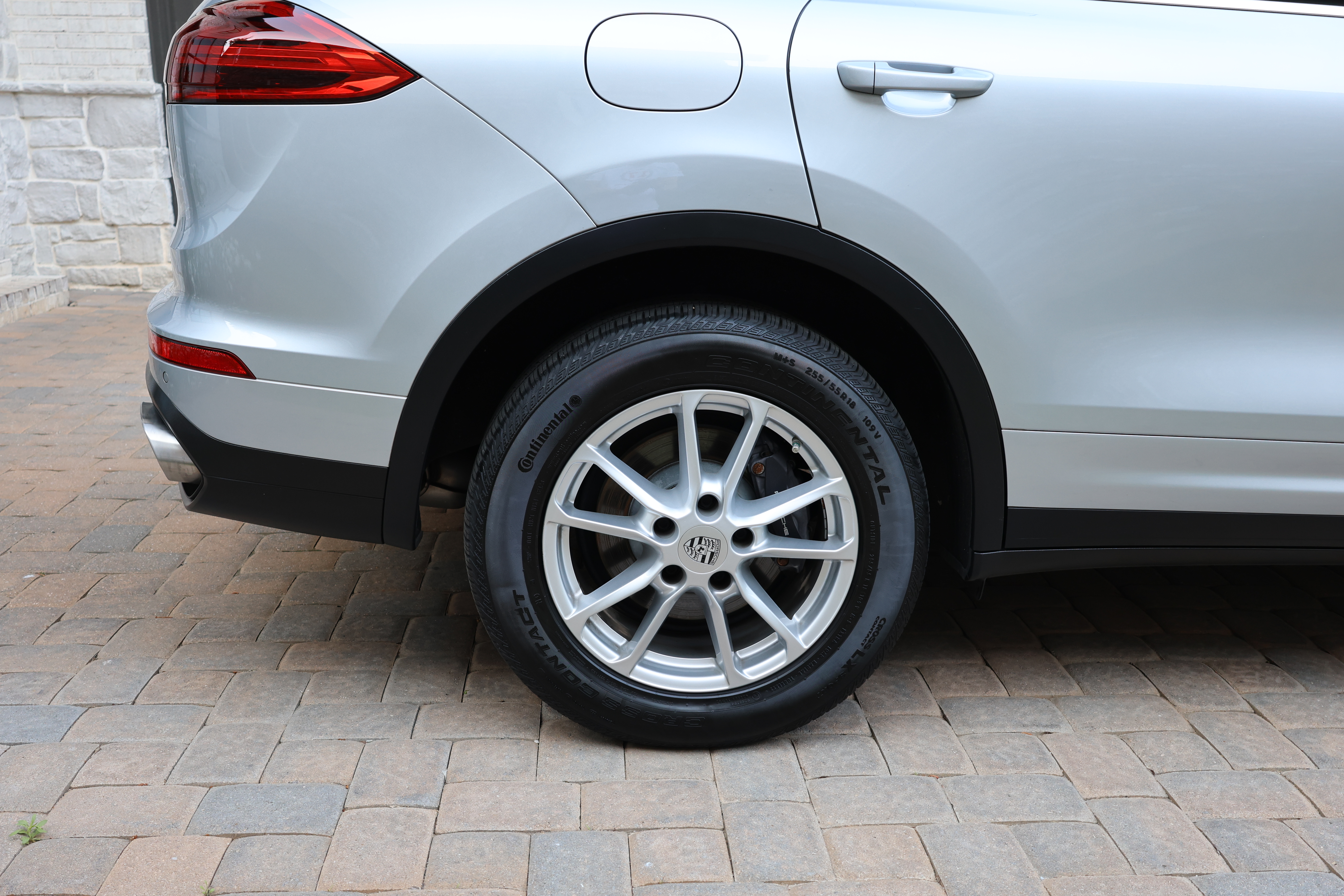 Used 2016 Porsche Cayenne Diesel AWD/4WD image 15