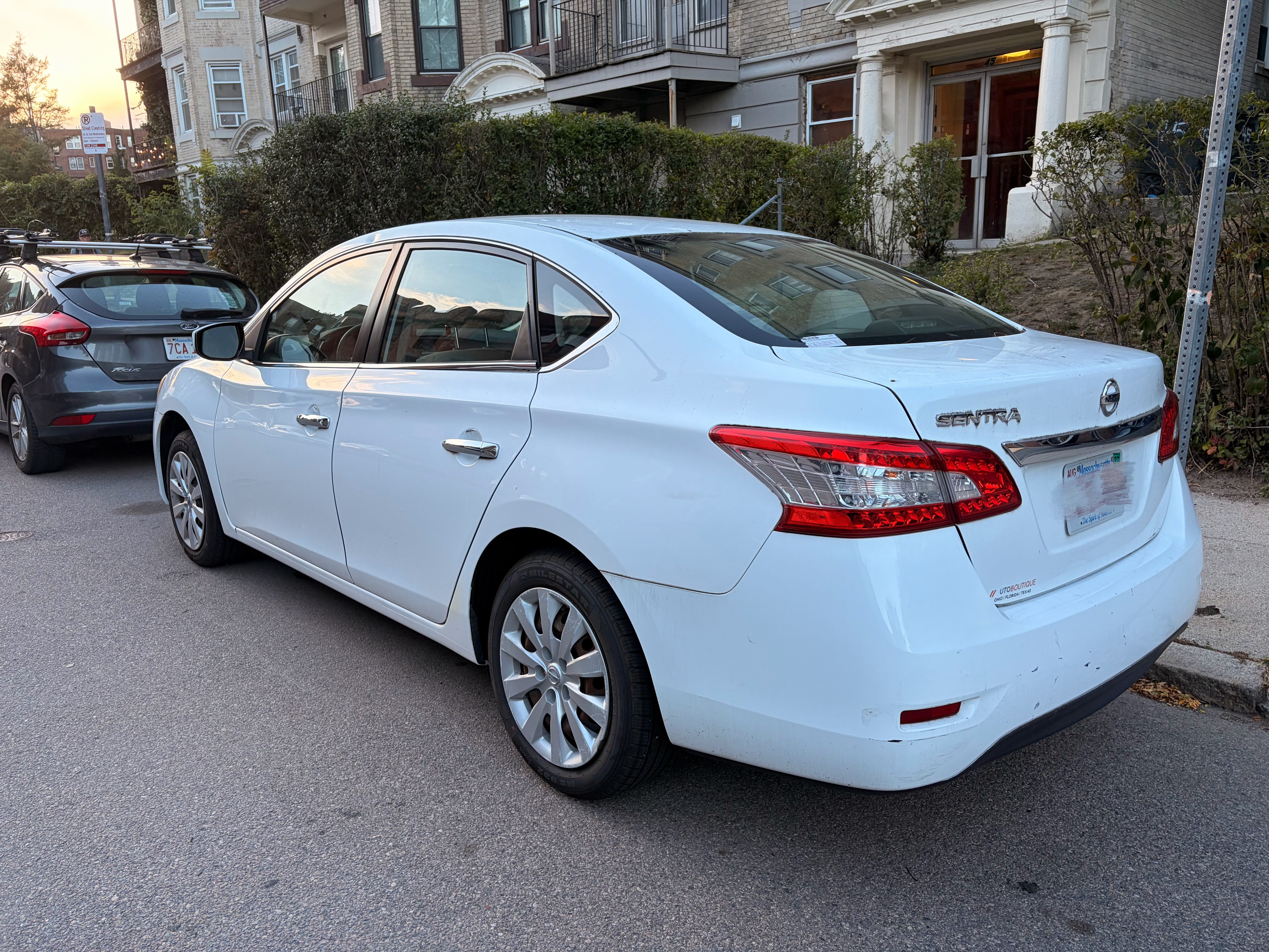 Used 2015 Nissan Sentra S FWD image 6