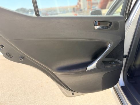 Used 2006 Lexus IS 250 image 18