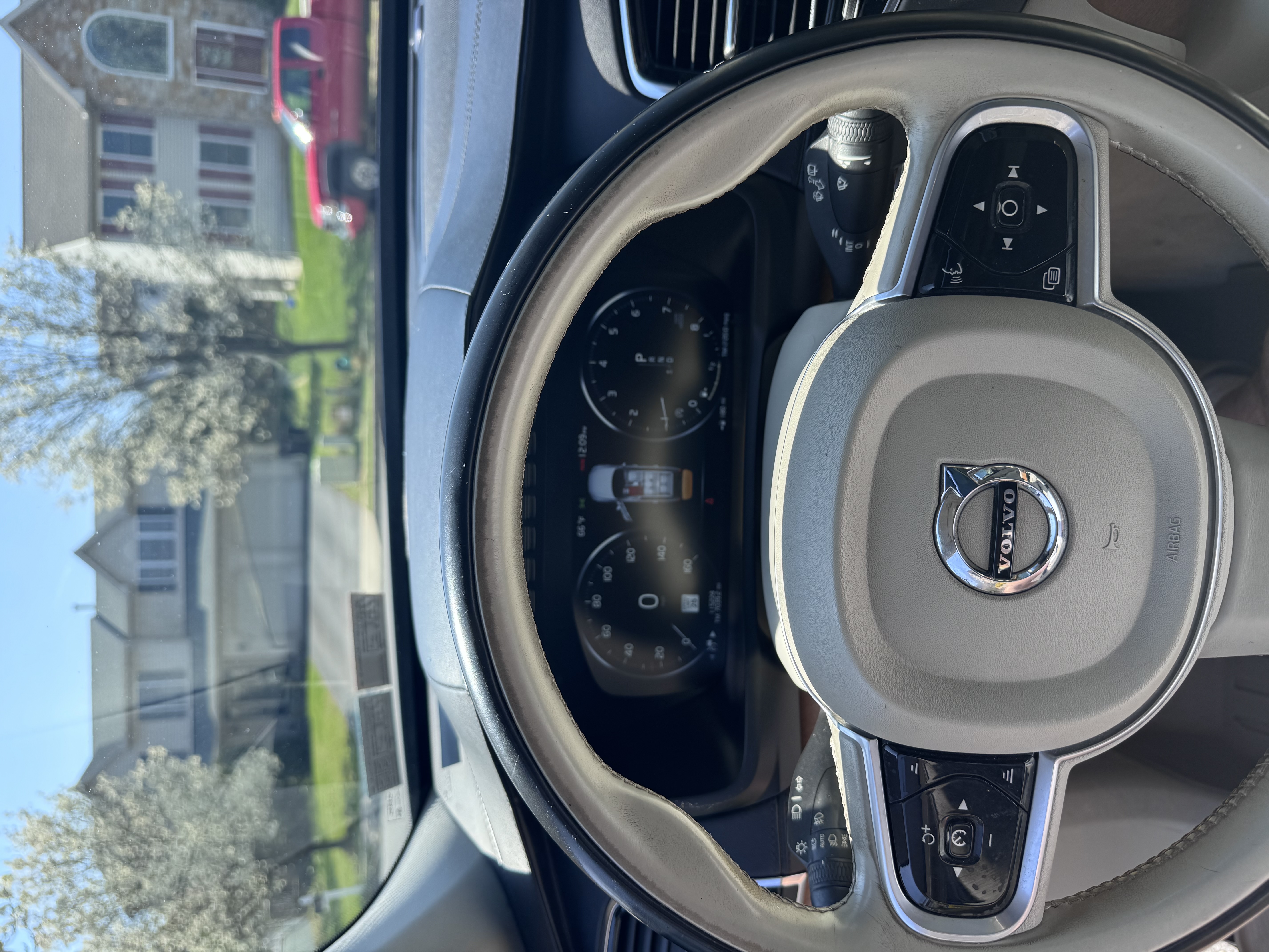 Used 2016 Volvo XC90 T6 Inscription AWD/4WD image 9
