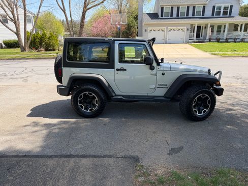 Used 2012 Jeep Wrangler Sport image 5