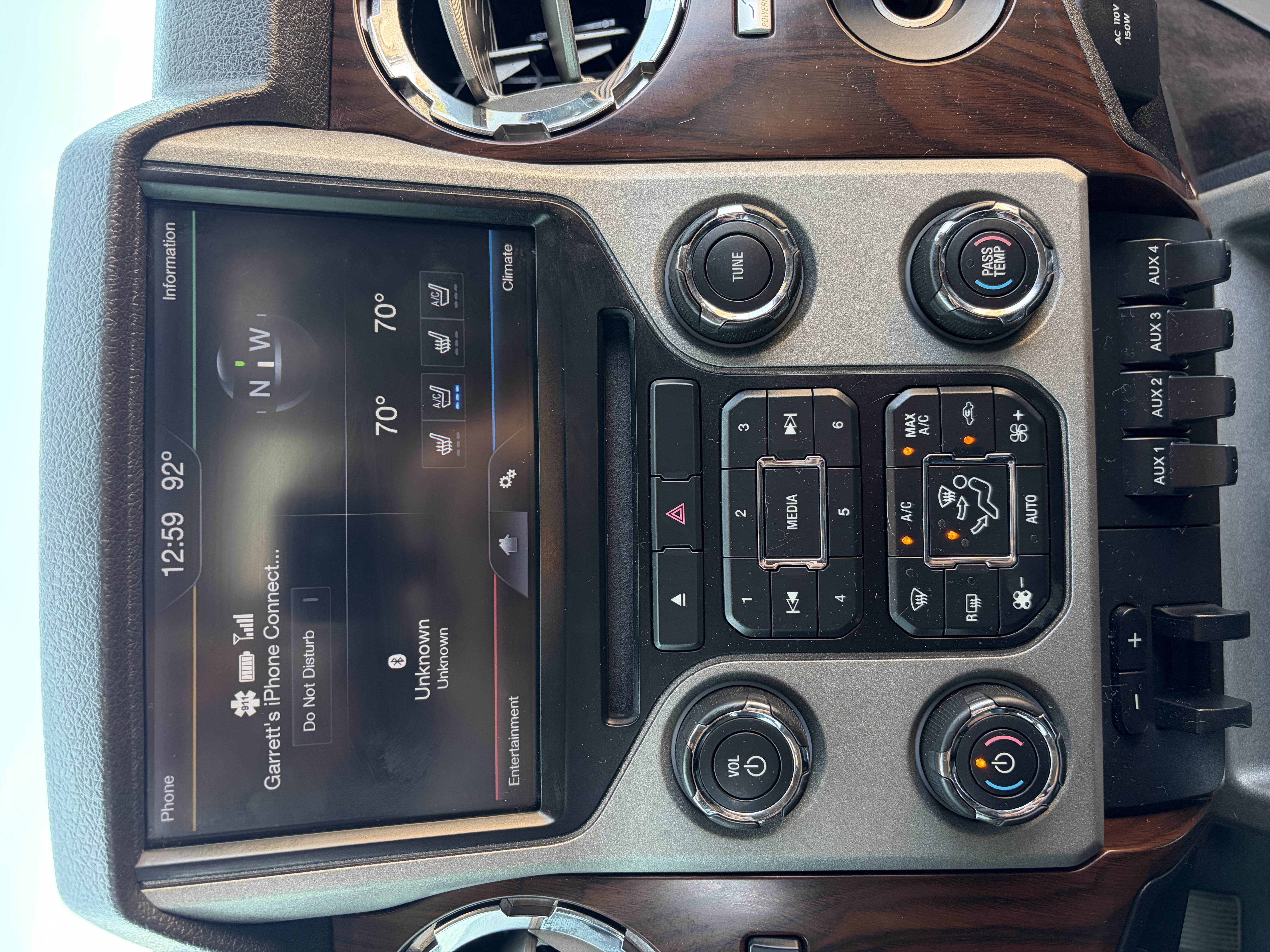 Used 2013 Ford F250 Lariat w/ Lariat Interior Pkg AWD/4WD image 12