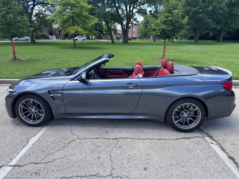 Used 2018 BMW M4 Convertible RWD image 12