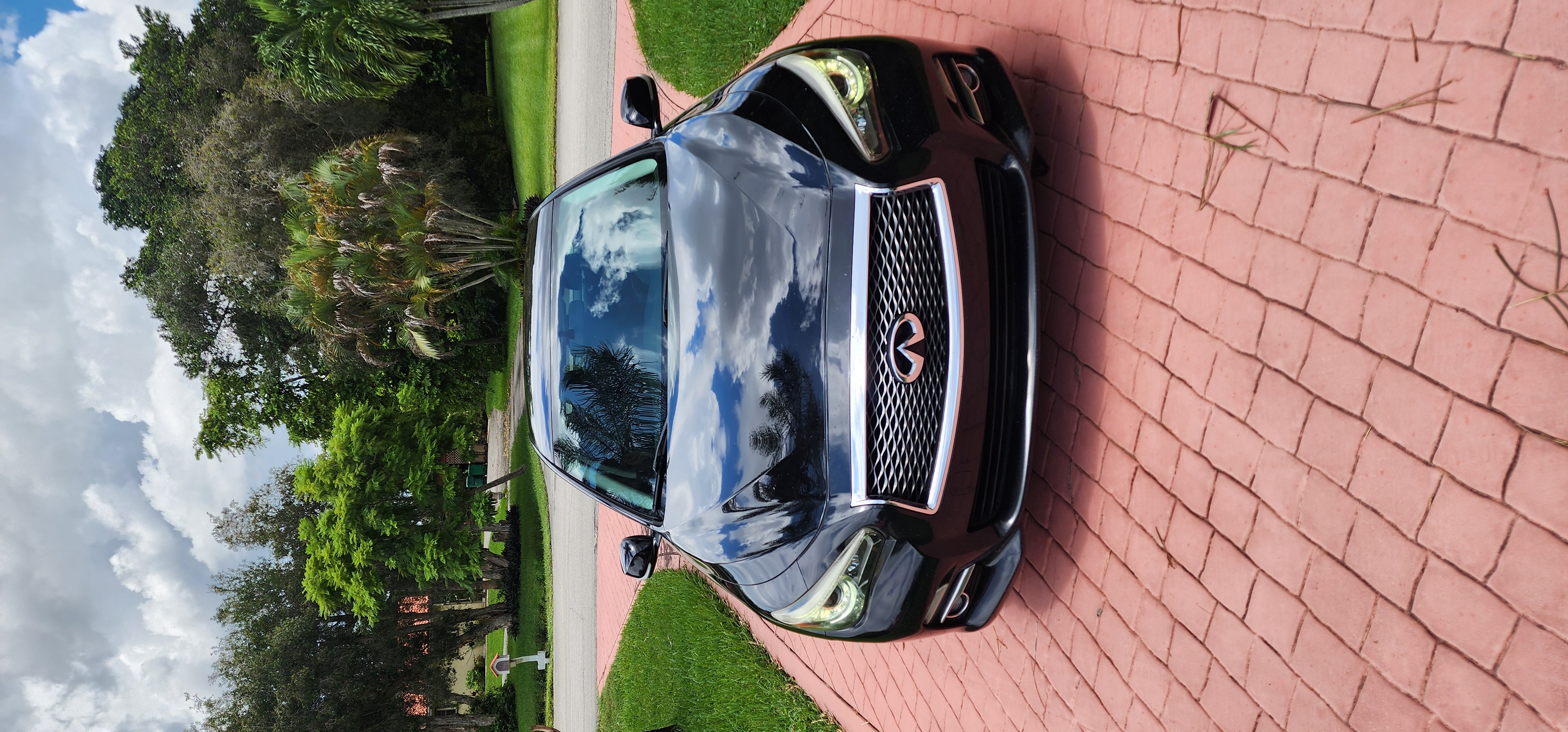 Used 2014 INFINITI Q50 RWD image 1