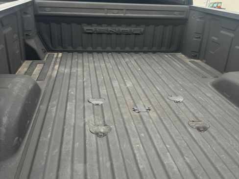 Used 2020 GMC Sierra 3500 Denali w/ Denali Ultimate Package image 14