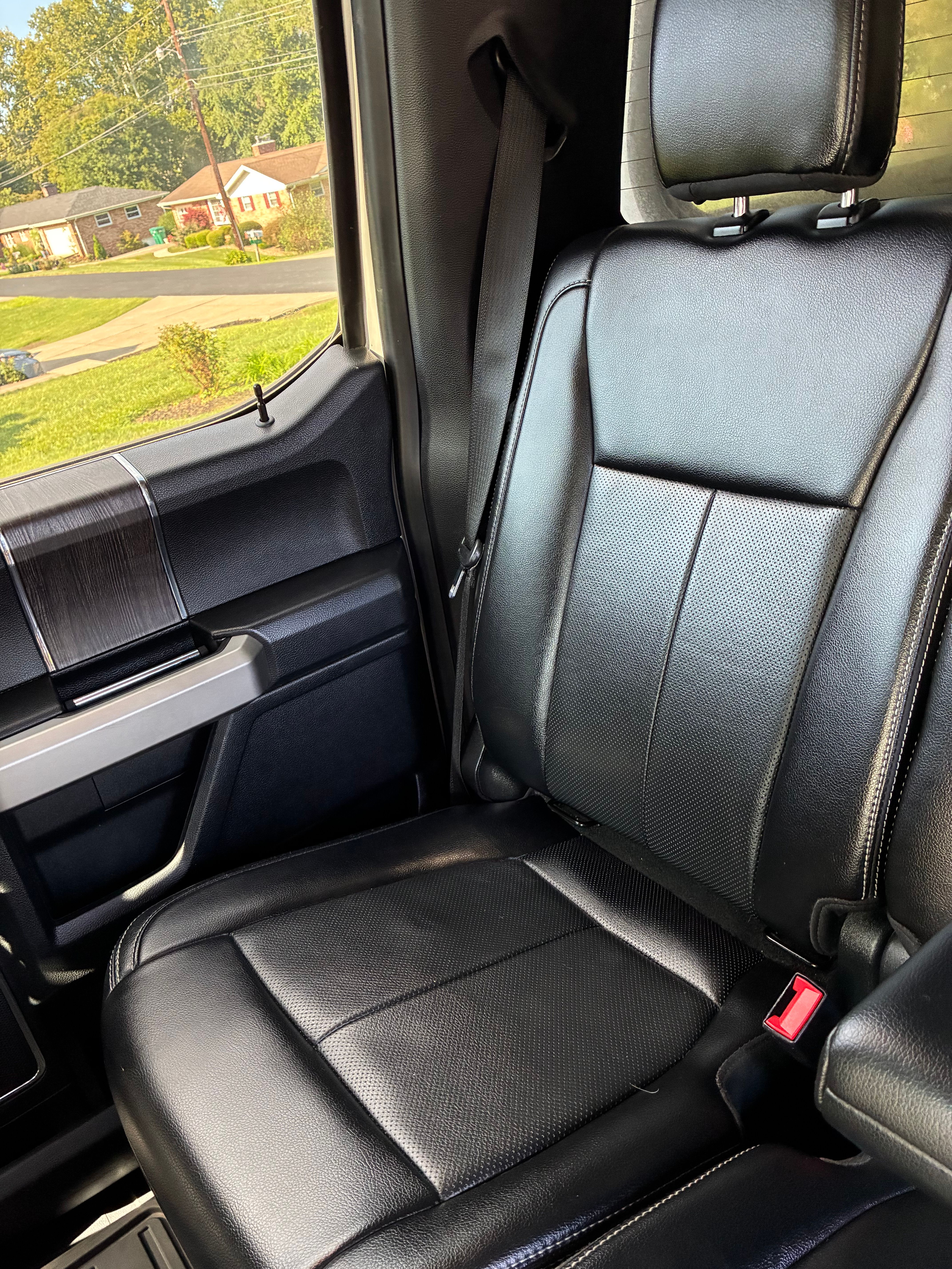 Used 2021 Ford F250 Lariat AWD/4WD image 24