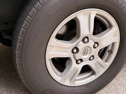 Used 2008 Toyota Sequoia Limited RWD image 16
