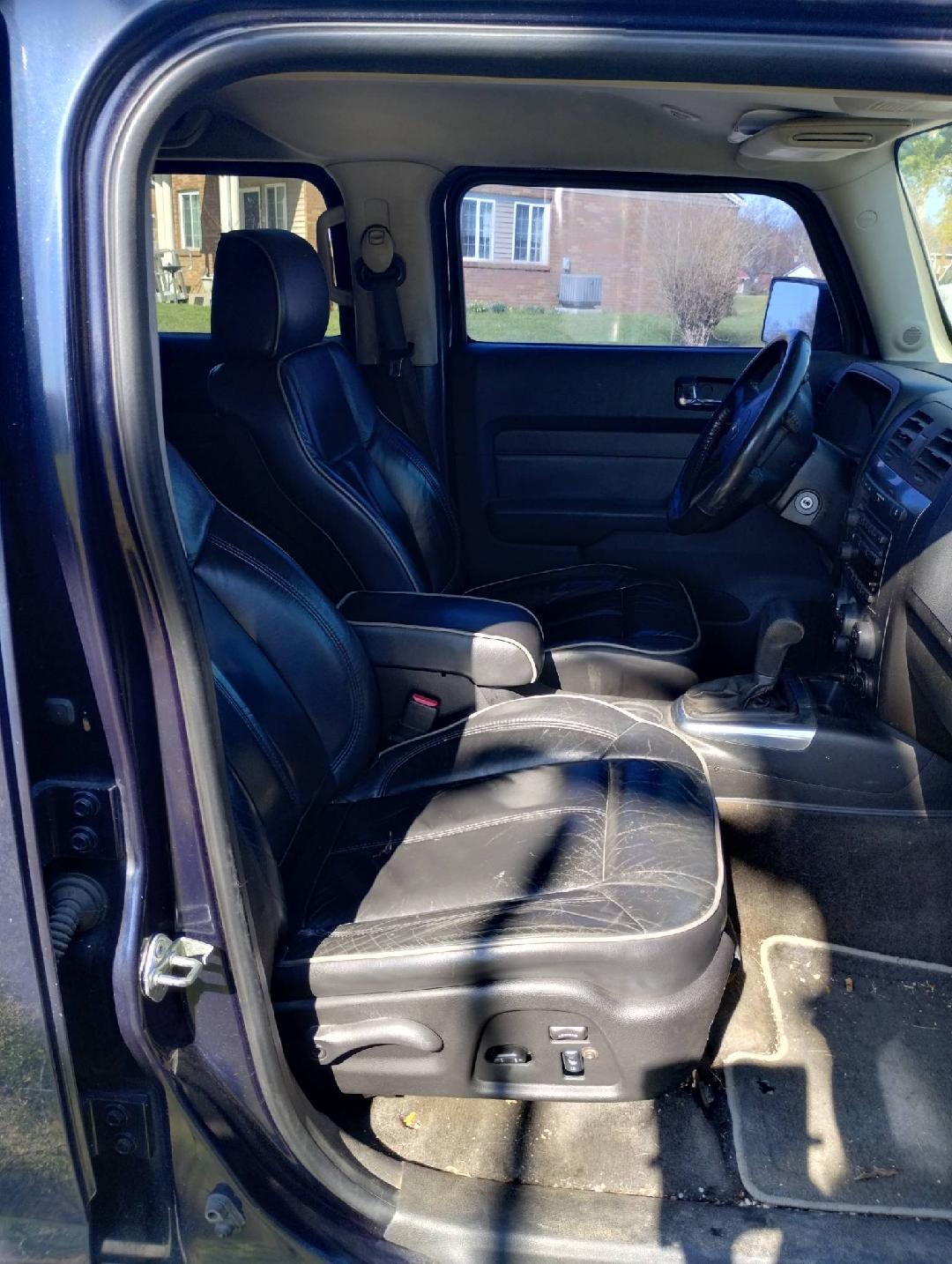 Used 2008 HUMMER H3 Luxury AWD/4WD image 13