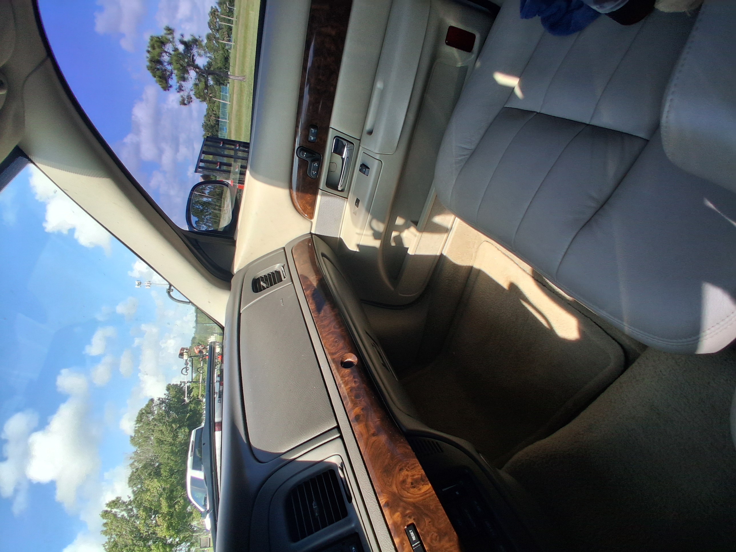 Used 2010 Mercury Grand Marquis LS RWD image 14