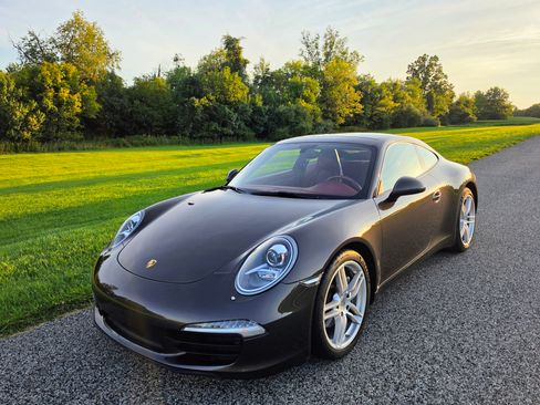 Used 2013 Porsche 911 GT3 RS image 9