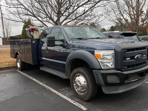 Used 2016 Ford F350 XLT w/ XLT Premium Package AWD/4WD image 2