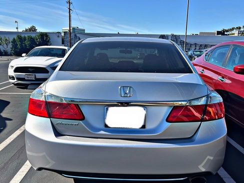 Used 2014 Honda Accord EX image 4