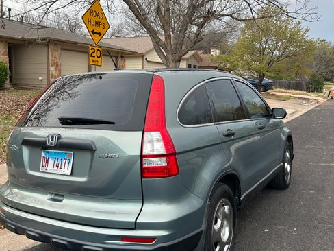 Used 2010 Honda CR-V LX image 8