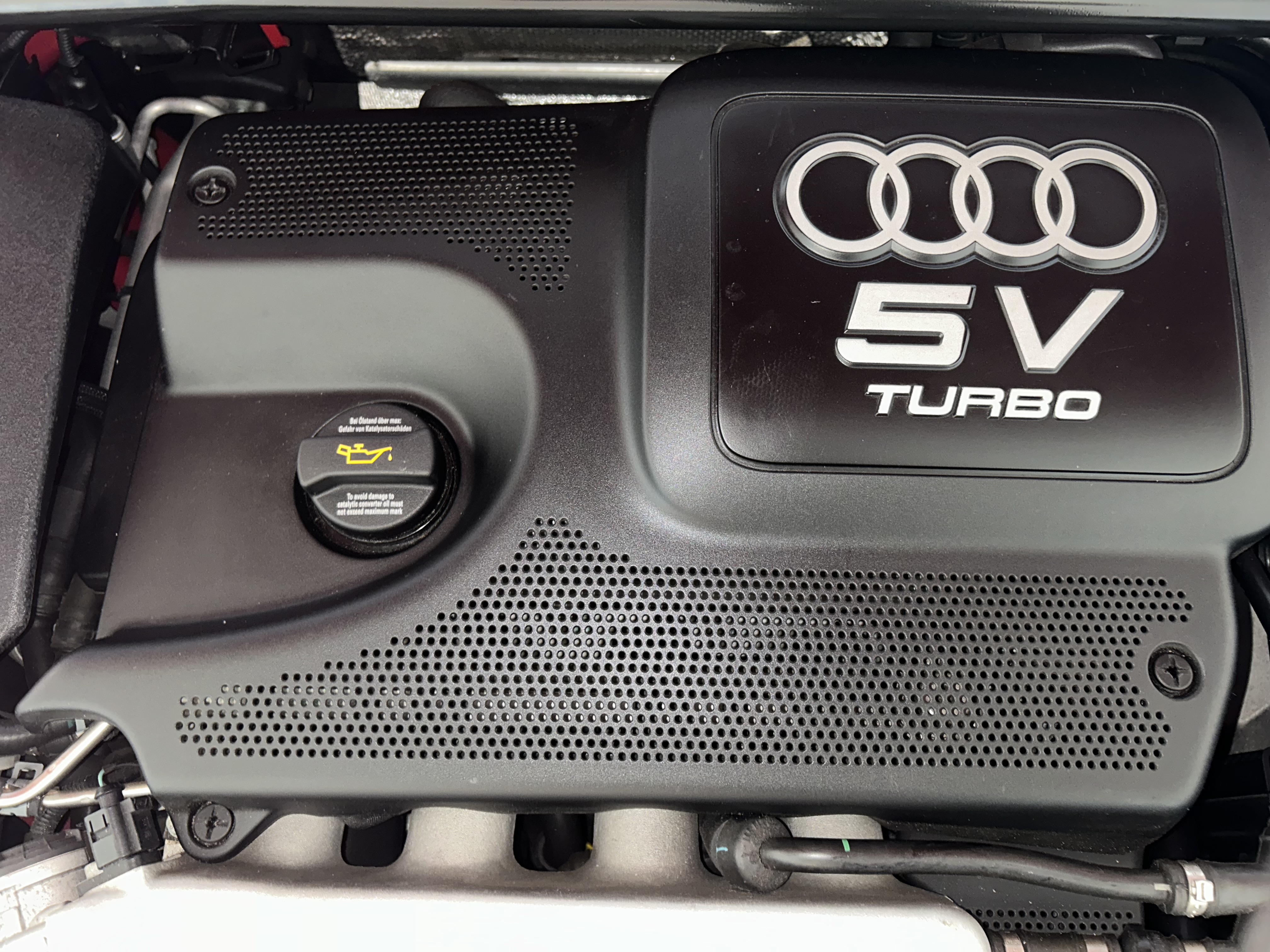 Used 2004 Audi TT 1.8T FWD image 27