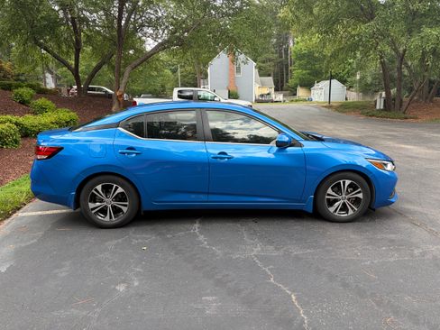 Used 2020 Nissan Sentra SV FWD image 13