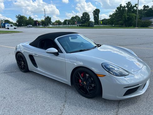 Used 2020 Porsche 718 Boxster S RWD image 11