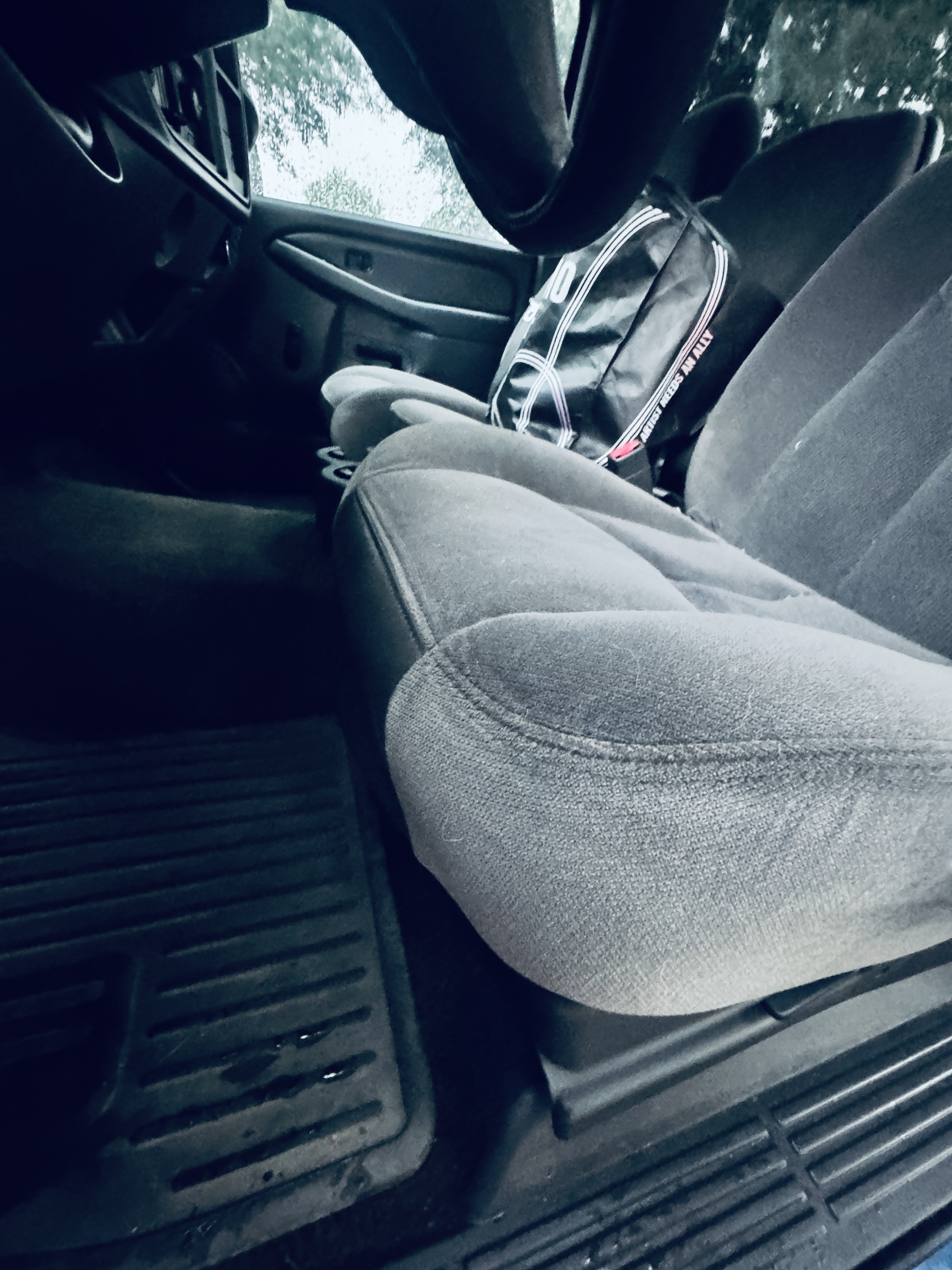 Used 2004 GMC Sierra 1500 2WD Regular Cab image 9