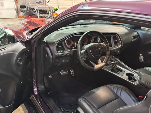 Used 2020 Dodge Challenger SRT Hellcat Redeye image 9