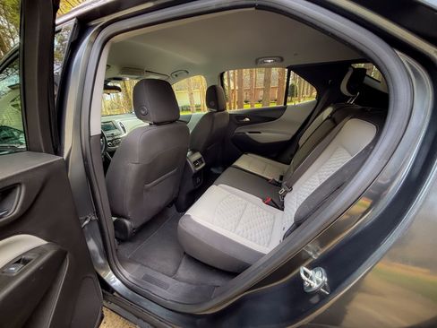 Used 2019 Chevrolet Equinox LT image 11