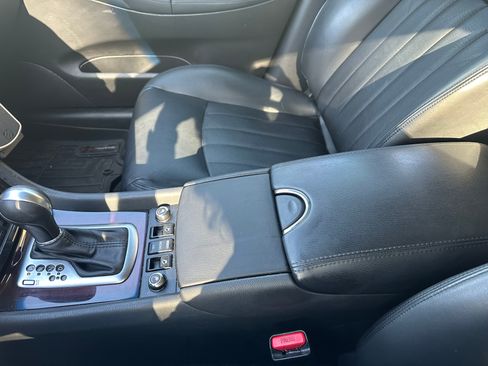 Used 2017 INFINITI QX50 2WD w/ Deluxe Touring Package image 24