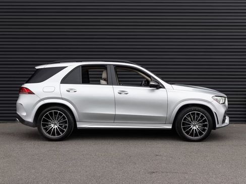 Used 2020 Mercedes-Benz GLE 580 4MATIC image 4