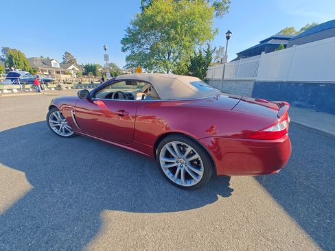 Used 2008 Jaguar XKR R image 10