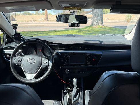 Used 2016 Toyota Corolla S FWD image 12