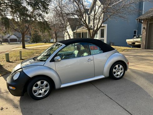 Used 2003 Volkswagen Beetle GLS image 2