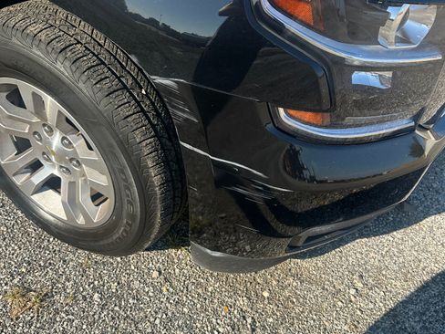 Used 2015 Chevrolet Suburban LT w/ Luxury Package image 14