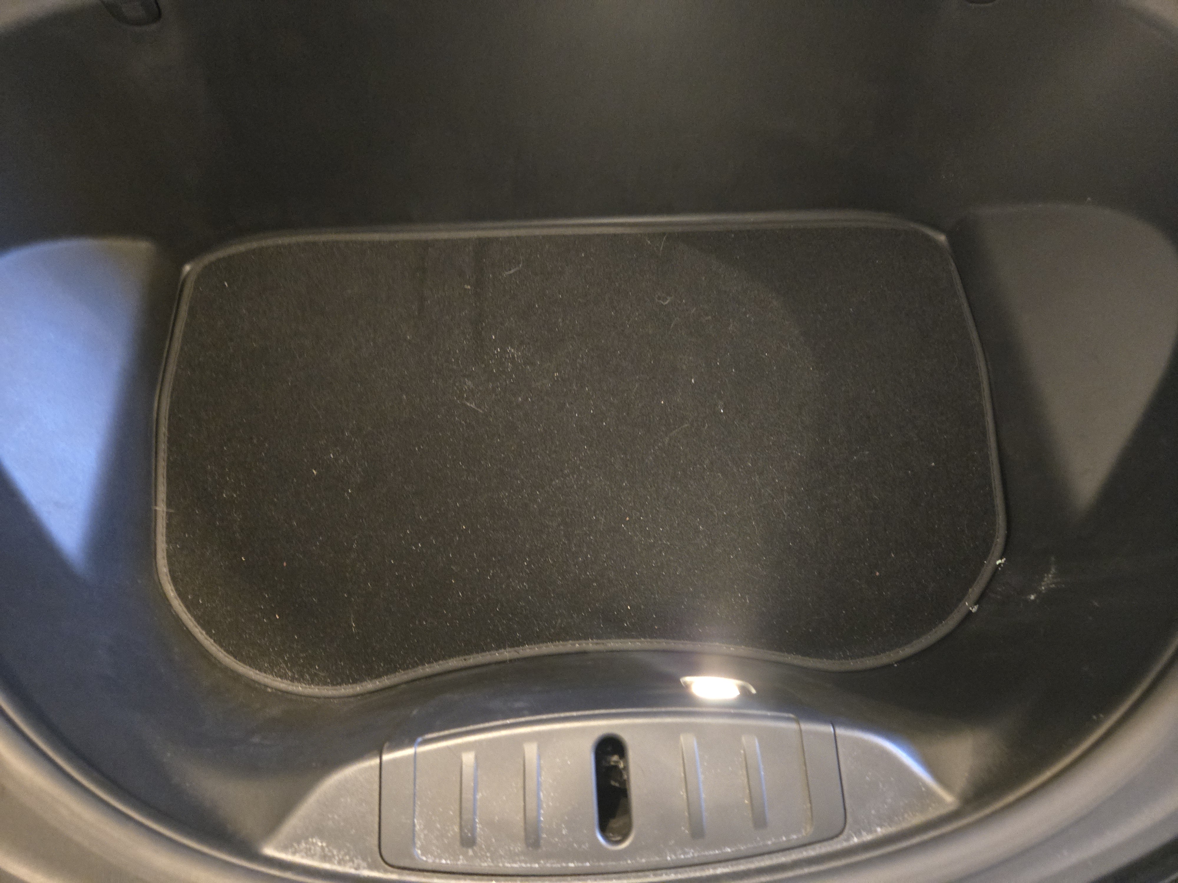 Used 2018 Tesla Model 3 Long Range AWD/4WD image 18