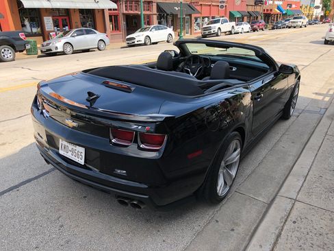 Used 2013 Chevrolet Camaro ZL1 image 6