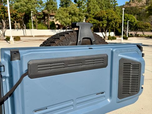 Used 2024 Ford Bronco Wildtrak image 25