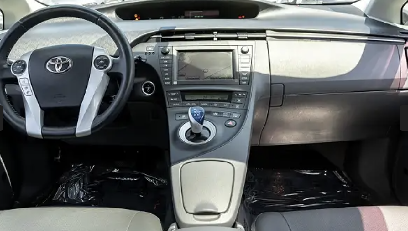 Used 2010 Toyota Prius Five FWD image 9